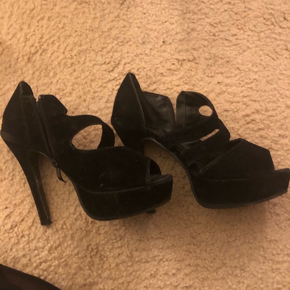 Velvet heels - Picture 3 of 4